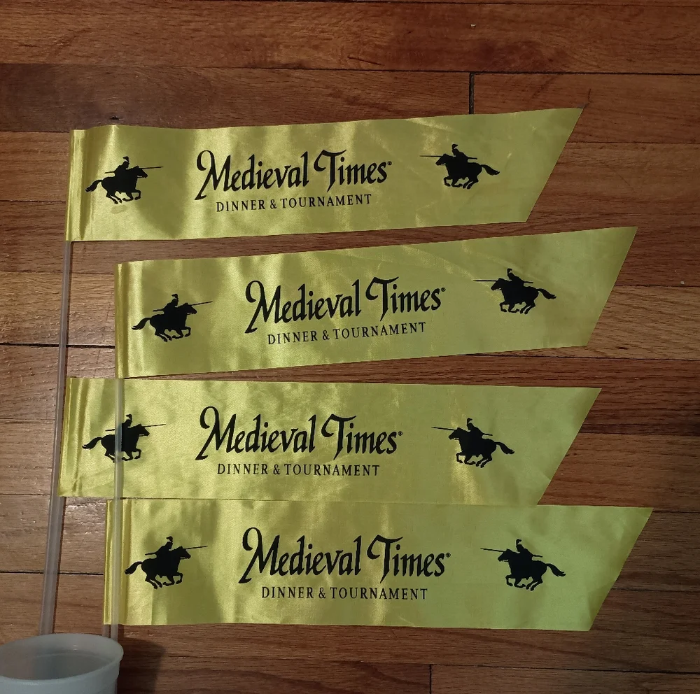 3/$10 🌟 Lot Of 4 Yellow Medieval Times Flags and Souvenir Cup